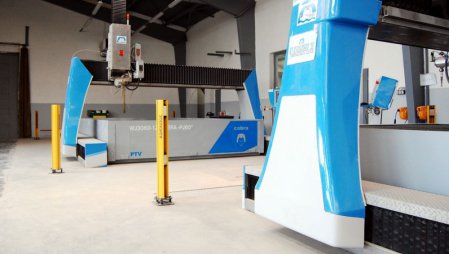 COBRA - NEW GENERATION CNC TABLES of PTV